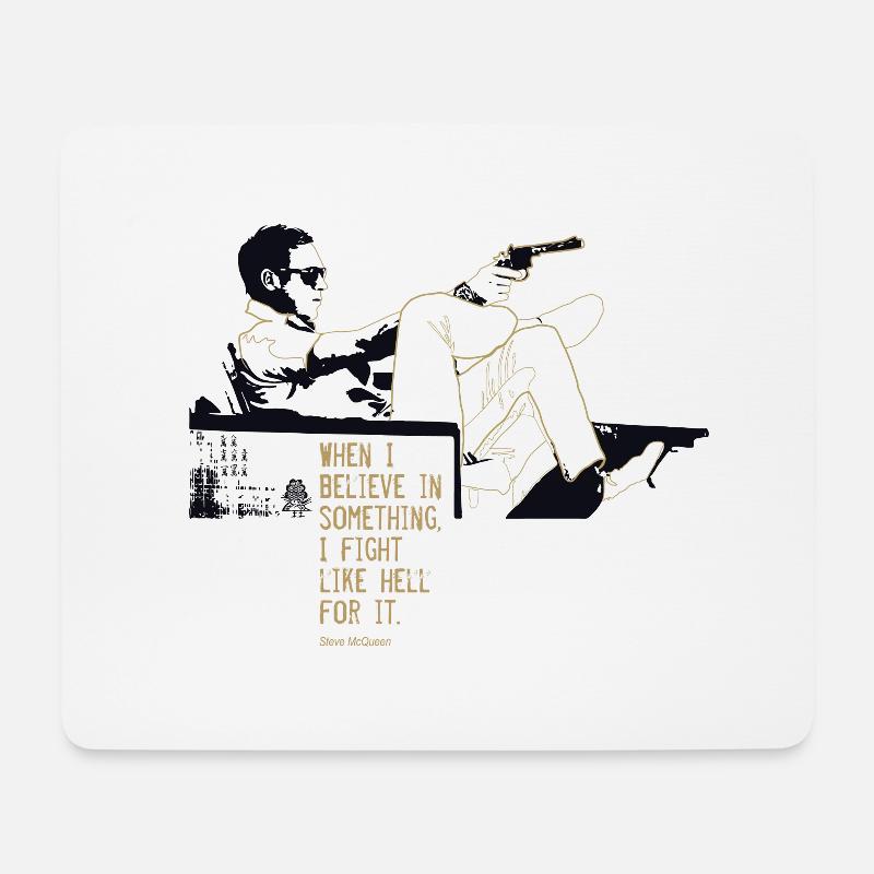 Steve McQueen T-Shirt – „King of Cool“ mit Zitat - Mousepad (Querformat) - Weiß