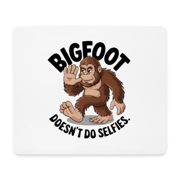 Bigfoot macht keine Selfies - Mousepad (Querformat) - Weiß - Vorne