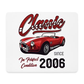Je ne suis pas vieux Je suis une voiture classique vintage née en 2006 - Tapis de souris (format paysage) - blanc - Devant