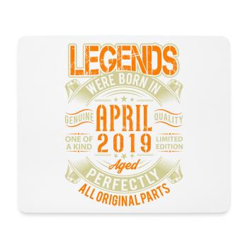 Légende d’anniversaire d’avril 2019 - Tapis de souris (format paysage) - blanc - Devant