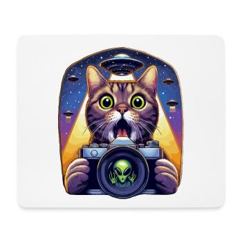 Lustige verängstigte Katze mit UFO-Alien-Angriff 3D-Effekt - Mousepad (Querformat) - Weiß - Vorne