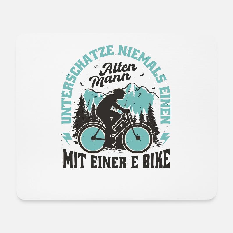 Abenteuer Biker mit Alpenmotiven - Mousepad (Querformat) - Weiß