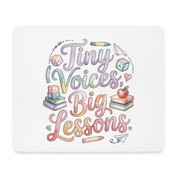 Enseignante d’école primaire, Tiny Voices, grande carrière d’enseignant - Tapis de souris (format paysage) - blanc - Devant