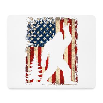 Bigfoot Rock sur le bouclier, Sasquatch Yeti Drapeau USA - Tapis de souris (format paysage) - blanc - Devant