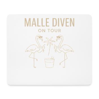 Malle Diven On Tour Damen Flamingo Mallorca Party - Mousepad (Querformat) - Weiß - Vorne