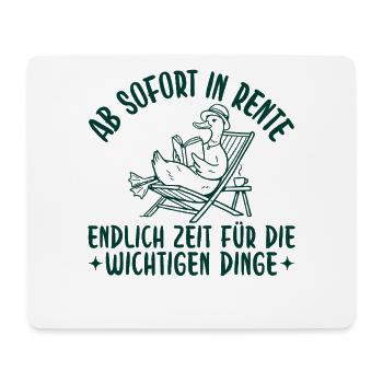 Rentnerin Gans mit Buch im Liegestuhl Retro - Mousepad (Querformat) - Weiß - Vorne