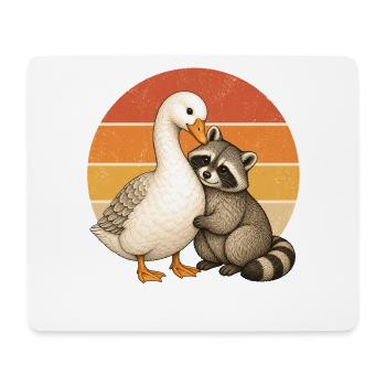 Gans und Waschbär - Mousepad (Querformat) - Weiß - Vorne