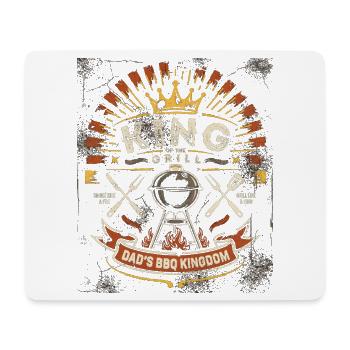 King of the Grill: Dad's BBQ Kingdom - Mousepad (Querformat) - Weiß - Vorne