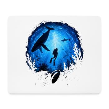 L’océan appelle le plongeur des profondeurs le requin-baleine - Tapis de souris (format paysage) - blanc - Devant