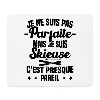 Pas parfaite mais je suis Skieuse Cadeau Humour - Tapis de souris (format paysage) - blanc - Devant