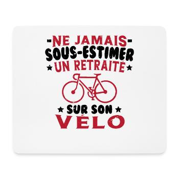 Un Retraité Sur Son Vélo Humour Retraite Cycliste - Tapis de souris (format paysage) - blanc - Devant