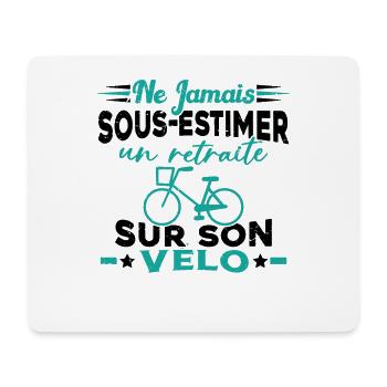 Un Retraité Sur Son Vélo Humour Retraite Cycliste - Tapis de souris (format paysage) - blanc - Devant