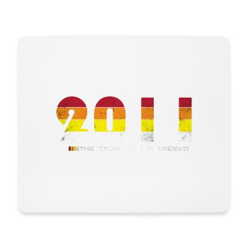 Jahrgang 2011 - Das Jahr der Legende - Retro 13 - Mousepad (Querformat) - Weiß - Vorne
