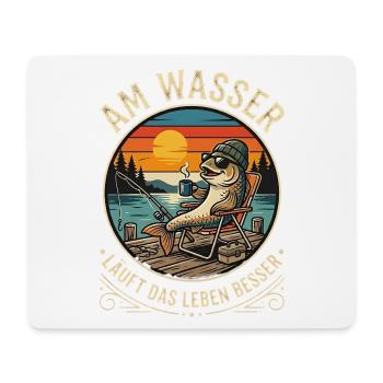 Fisch beim Angeln - Mousepad (Querformat) - Weiß - Vorne