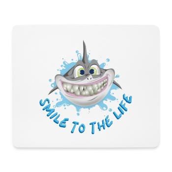 Lächeln Sie zum Leben, süßer lächelnder Hai im Cartoon-Stil - Mousepad (Querformat) - Weiß - Vorne