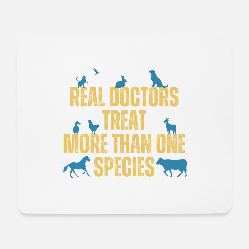 Lustige Tierärzte behandeln mehr als eine Spezies - Mousepad (Querformat) - Weiß