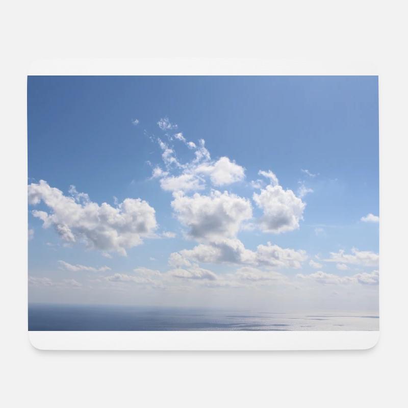 Impressionnant modèle de nuages de ciel bleu - Vacances d’été - Tapis de souris (format paysage) - blanc