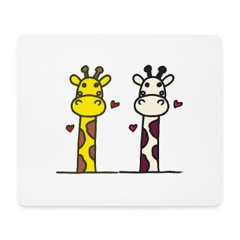 Auffälliges Giraffen-Design mit Herzakzenten - Mousepad (Querformat) - Weiß - Vorne