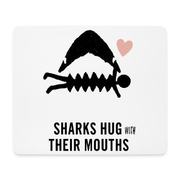 Les requins se serrent dans leurs bras avec leur bouche - Tapis de souris (format paysage) - blanc - Devant