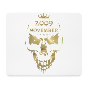 November 2009 Totenkopf Gold - Mousepad (Querformat) - Weiß - Vorne