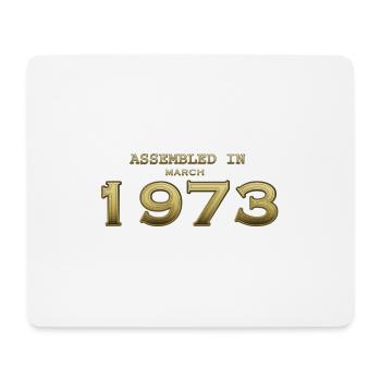 Assemblé en mars 1973 - Tapis de souris (format paysage) - blanc - Devant