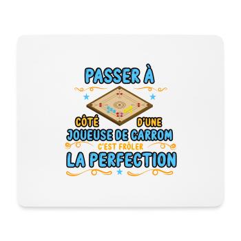 passer à coté d'une joueuse de carrom drôle cadeau - Tapis de souris (format paysage) - blanc - Devant