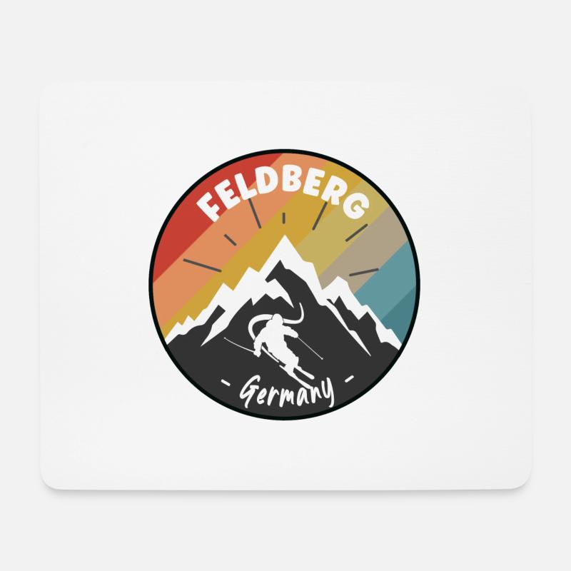 Skifahren in Feldberg - Deutschland - Mousepad (Querformat) - Weiß