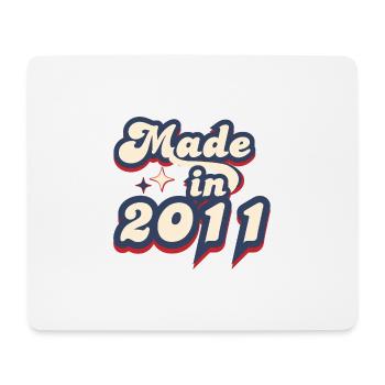 Hergestellt im Jahr 2011 Retro - Mousepad (Querformat) - Weiß - Vorne