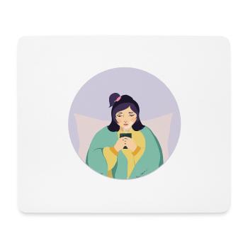 Pastellmüdes Mädchen mit Tee in gemütlicher Ecke - Mousepad (Querformat) - Weiß - Vorne