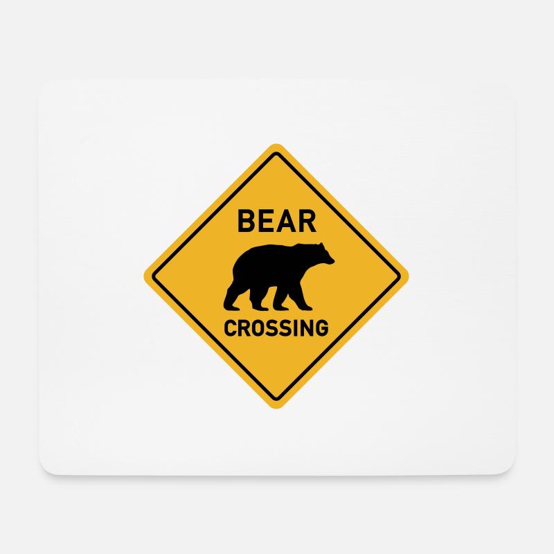 Bear crossing - Mousepad (Querformat) - Weiß