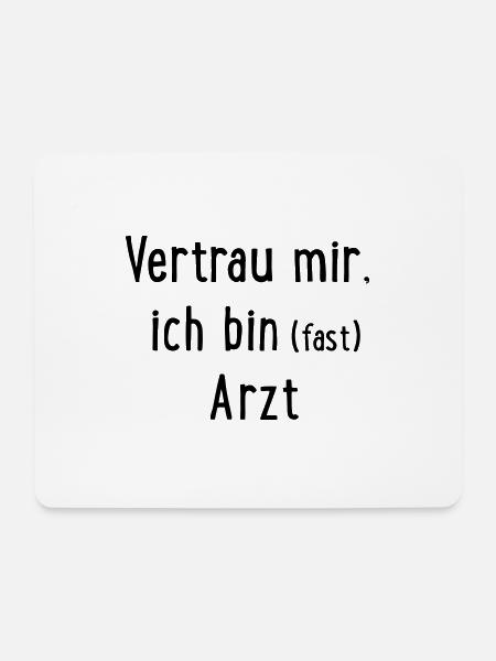 Vertrau mir, ich bin fast Arzt - Mousepad (Querformat) - Weiß