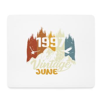 Birthday Legends est né en juin 1997 - Tapis de souris (format paysage) - blanc - Devant