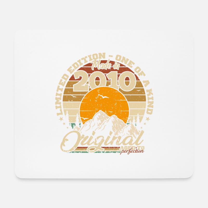 Made in 2010 Geburtstagsgeschenk 2010 Retro 2010 - Mousepad (Querformat) - Weiß