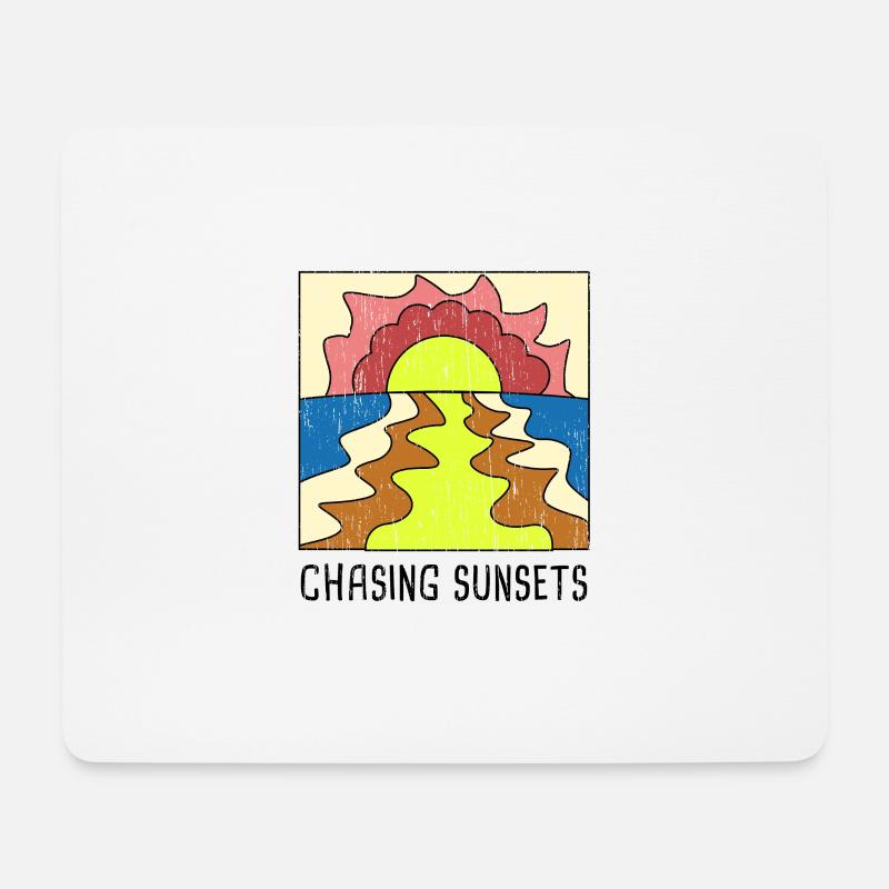 Chasing Sunsets - Mousepad (Querformat) - Weiß