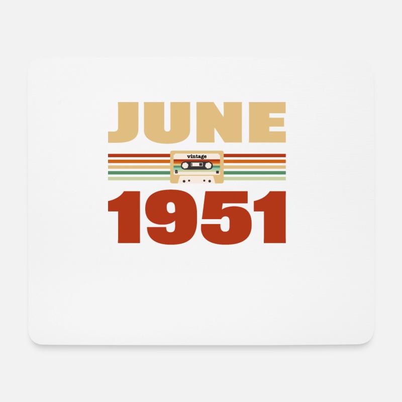 72. Geburtstag Juni Jahrgang 1951 Geschenkidee - Mousepad (Querformat) - Weiß