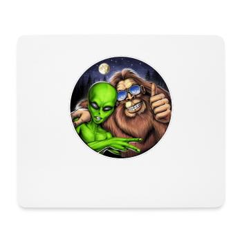 Bigfoot und Alien - Mousepad (Querformat) - Weiß - Vorne