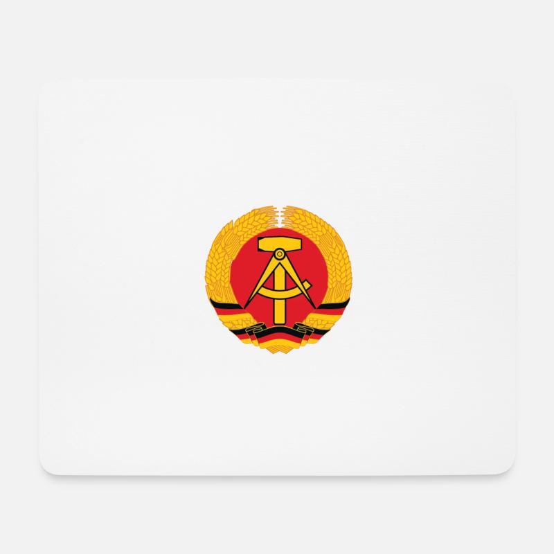 Unterschätze niemals einen alten Mann DDR Osten - Mousepad (Querformat) - Weiß