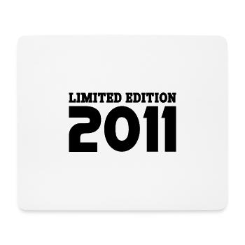 Born in 2013 - Vintage 2013 Retro Birthday - Mouse Pad (horizontal) - white - Front