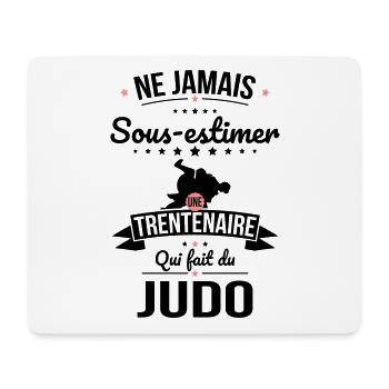 Sous-estimer une trentenaire qui fait du judo - Tapis de souris (format paysage) - blanc - Devant