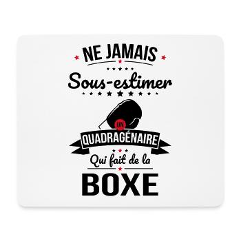 Sous-estimer un quadragénaire qui fait de la boxe - Tapis de souris (format paysage) - blanc - Devant