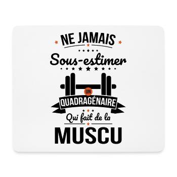 Sous-estimer un quadragénaire qui fait de la muscu - Tapis de souris (format paysage) - blanc - Devant