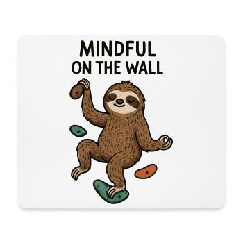 Mindful on the Wall – Zen Faultier an Wand - Mousepad (Querformat) - Weiß - Vorne