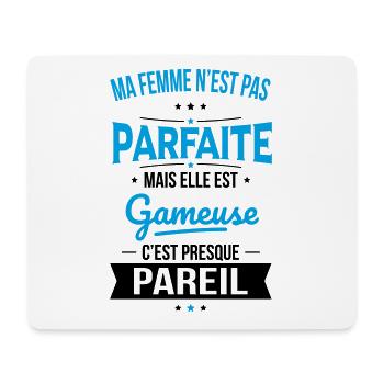 Ma femme n'est pas parfaite mais elle est gameuse - Tapis de souris (format paysage) - blanc - Devant