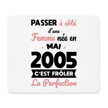 Anniversaire 18 ans - Née en Mai 2005 - Tapis de souris (format paysage) - blanc - Devant