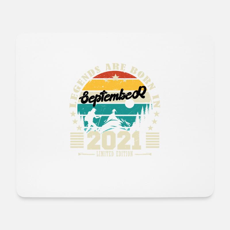 September 2021. Geburtstagsgeschenk September 2021 - Mousepad (Querformat) - Weiß
