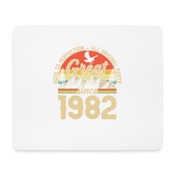 Vintage 1982 - Timeless Retro Perfection - Mouse Pad (horizontal) - white - Front