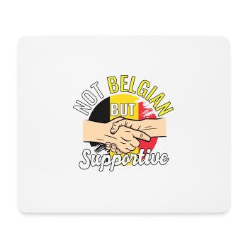 Pas belge mais pays favorable à Travel Belgium - Tapis de souris (format paysage) - blanc - Devant