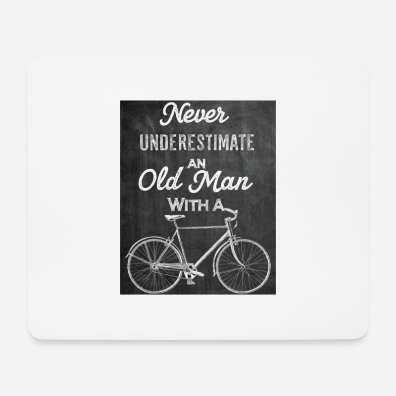 Unterschätze niemals einen alten Mann mit einem Fahrrad - Mousepad (Querformat) - Weiß