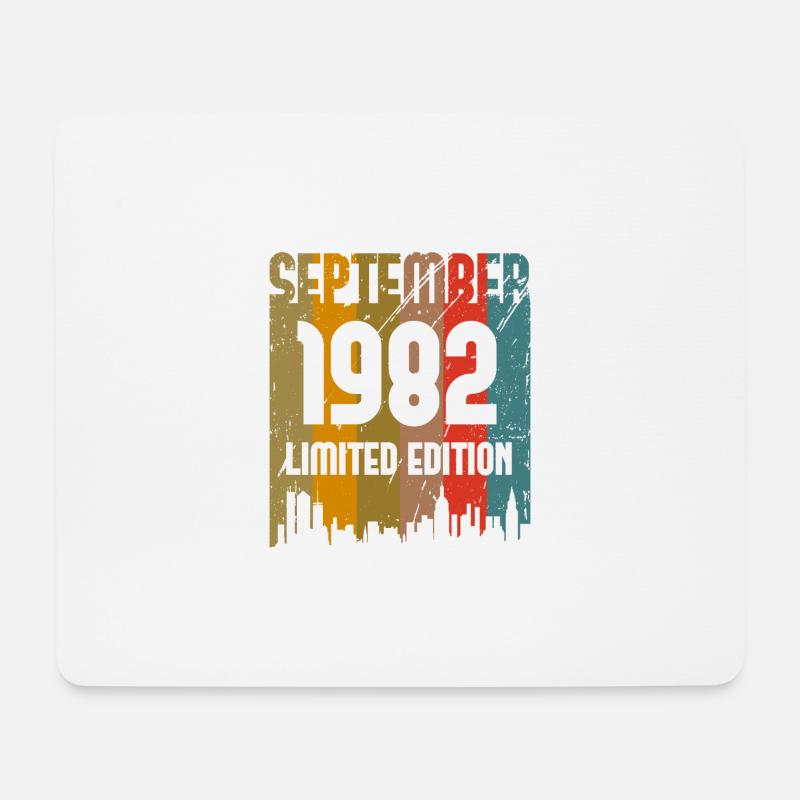 September 1982 Geburtstagsgeschenk 1982 - Mousepad (Querformat) - Weiß