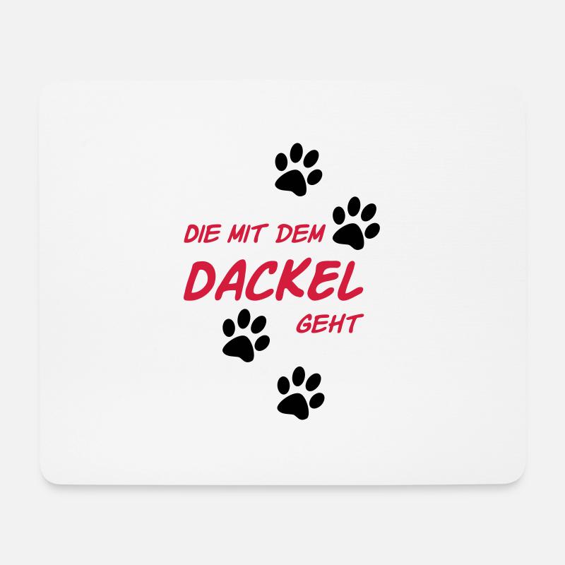 Die mit dem Dackel geht - Mousepad (Querformat) - Weiß
